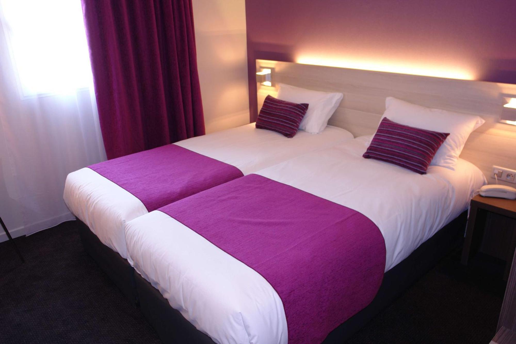 Brit Hotel Vannes-Theix Exterior photo
